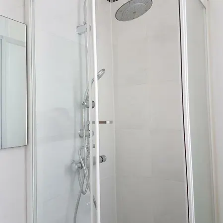 Apt Spacieux Proche Lyon Guillotte Villeurbanne Esterno foto