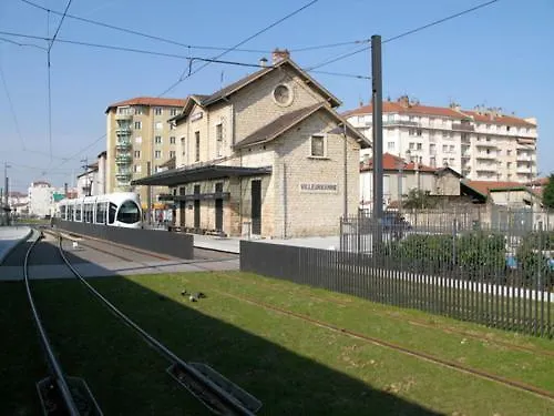 Apt Spacieux Proche Lyon Guillotte